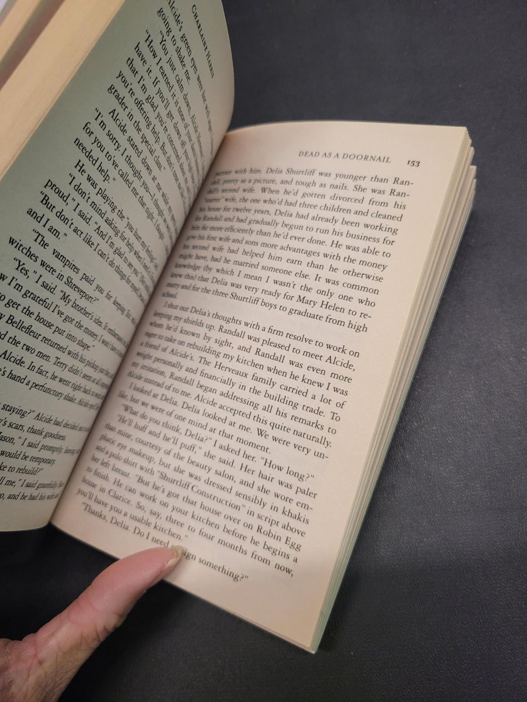 Dead as a Doornail * Charlaine Harris * Sookie Stackhouse #5