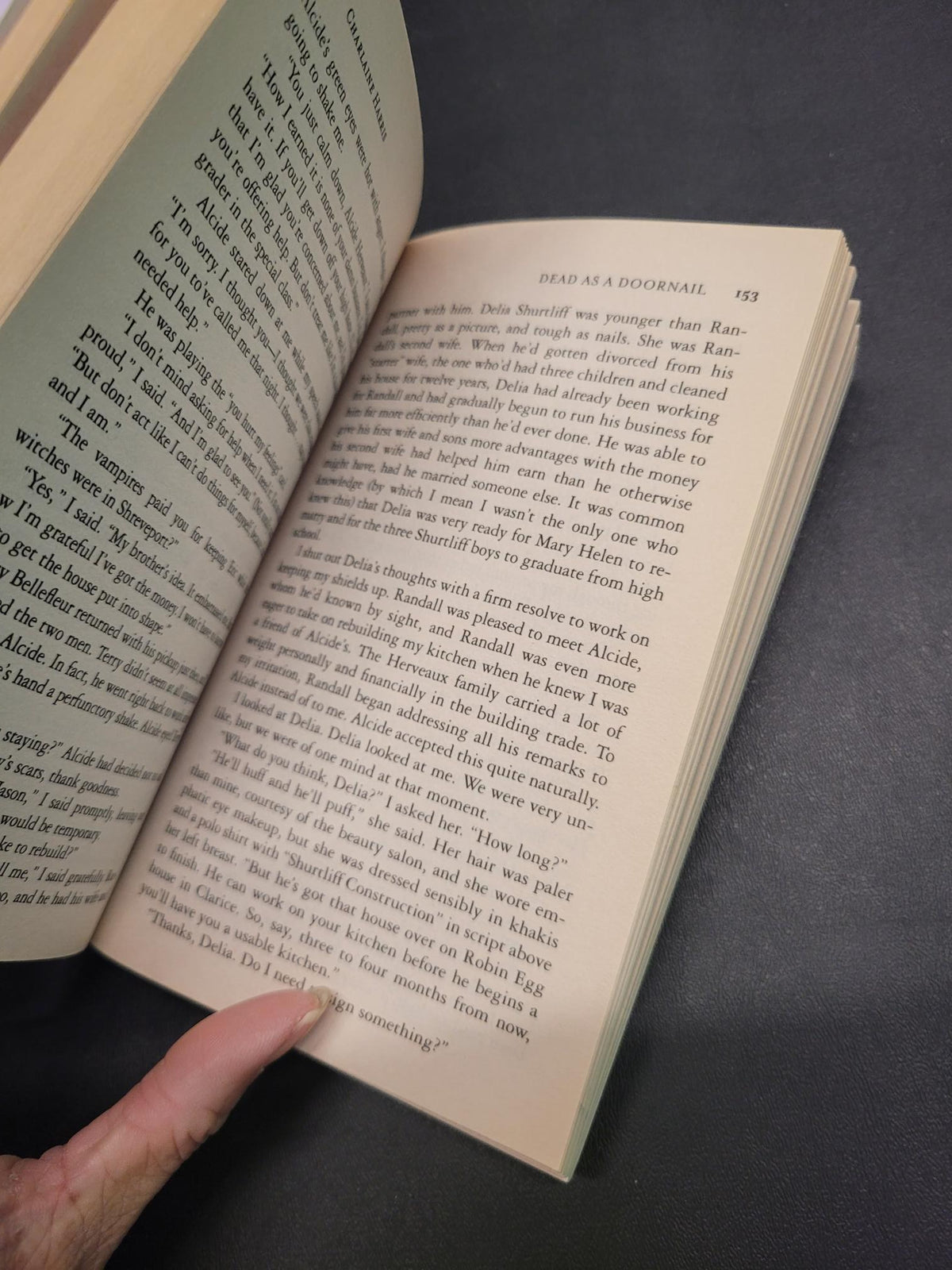 Dead as a Doornail * Charlaine Harris * Sookie Stackhouse #5