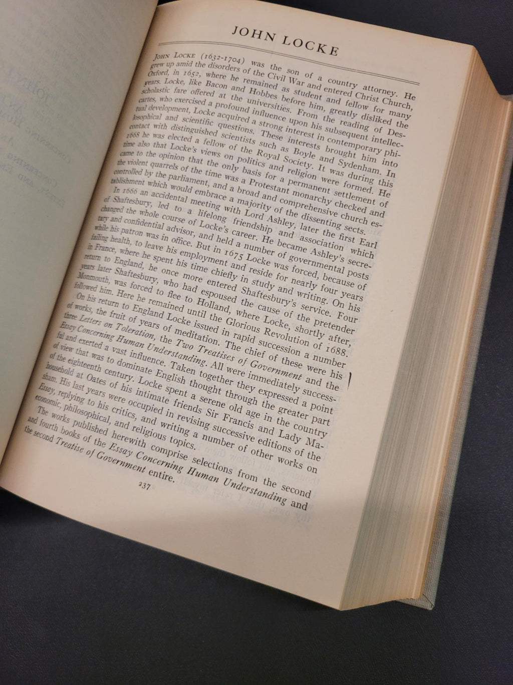 The English Philosophers from Bacon to Mill * Edwin A. Burtt (Editor)