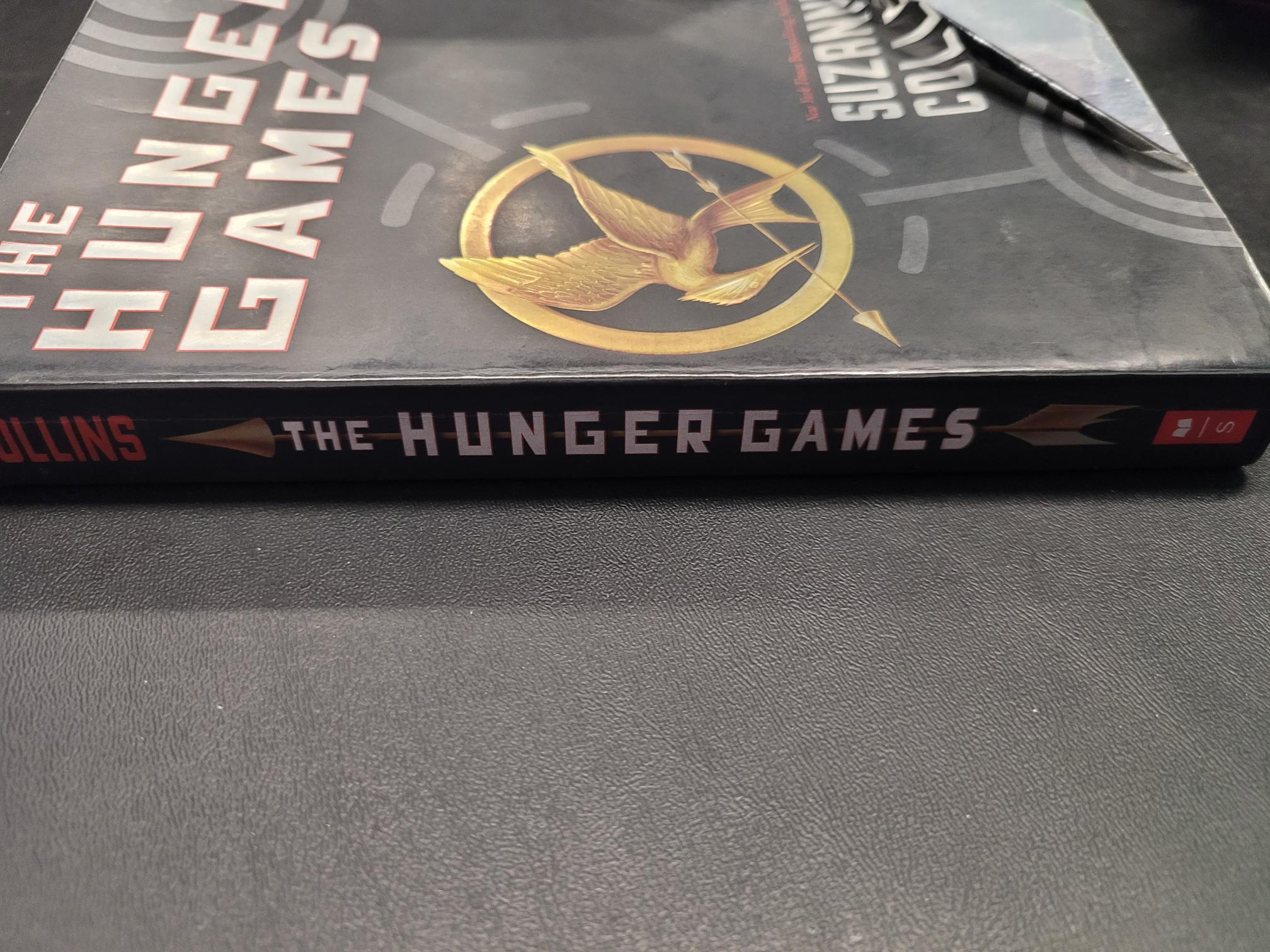 The Hunger Games * Suzanne Collins * Hunger Games #1