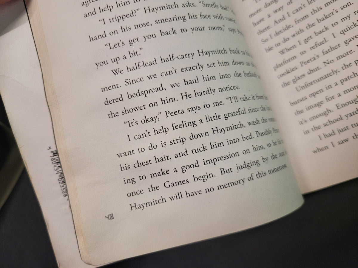 The Hunger Games * Suzanne Collins * Hunger Games #1
