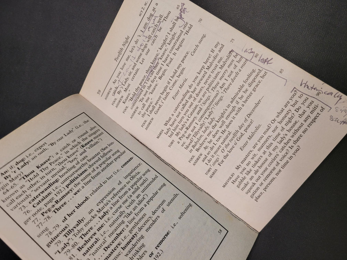 Twelfth Night * William Shakespeare