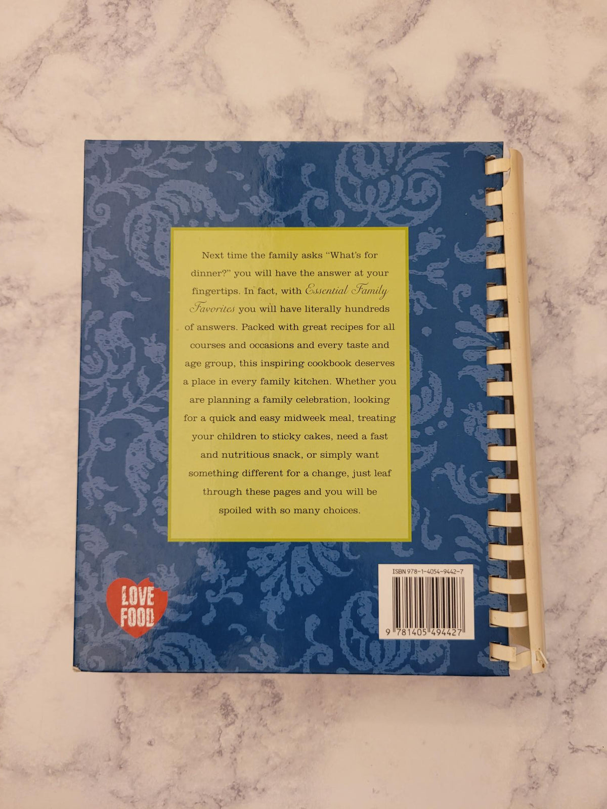 Essential Family Favorites * Parragon Books