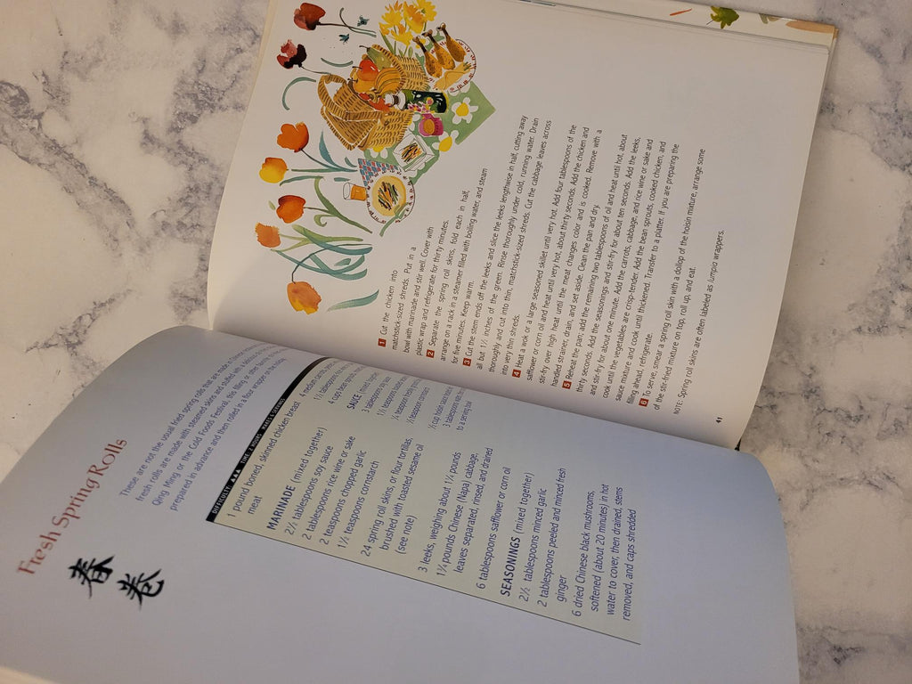 Moonbeams, Dumplings & Dragon Boats * Nina Simonds, Leslie Swartz, The Children's Museum Boston, Meilo So (Illustrator)