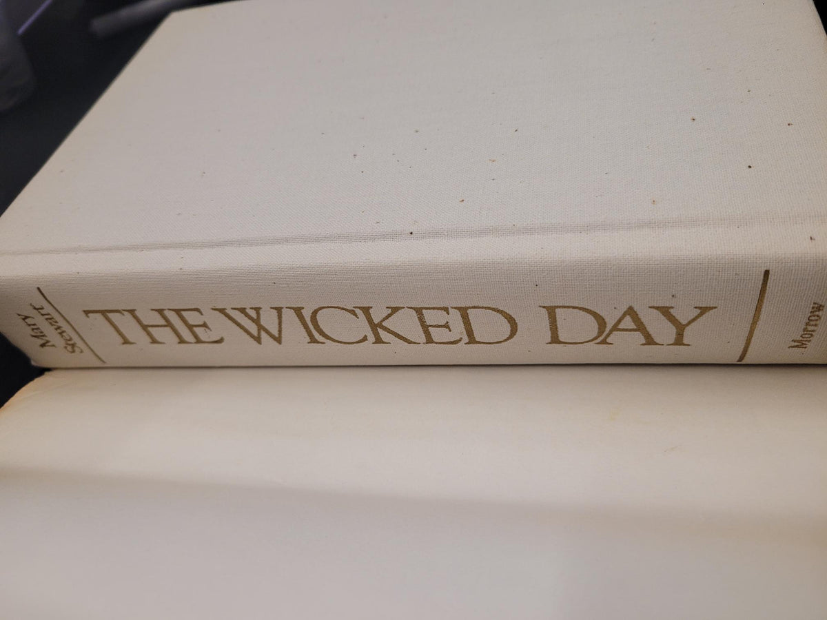 The Wicked Day * Mary Stewart * Arthurian Saga #4