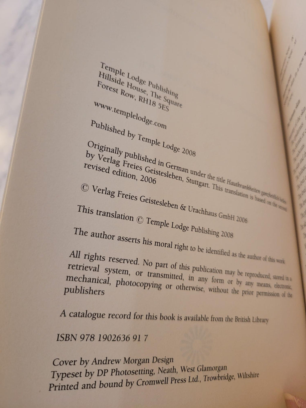 Healing the Skin * Lueder Jachens, Anna R. Meuss (Translator)
