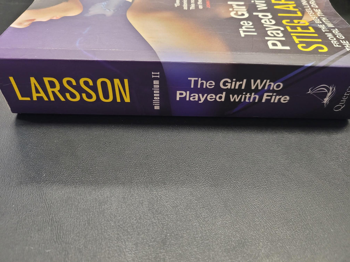 The Girl Who Played with Fire * Stieg Larsson, Reg Keeland (Translator) * Millennium #2