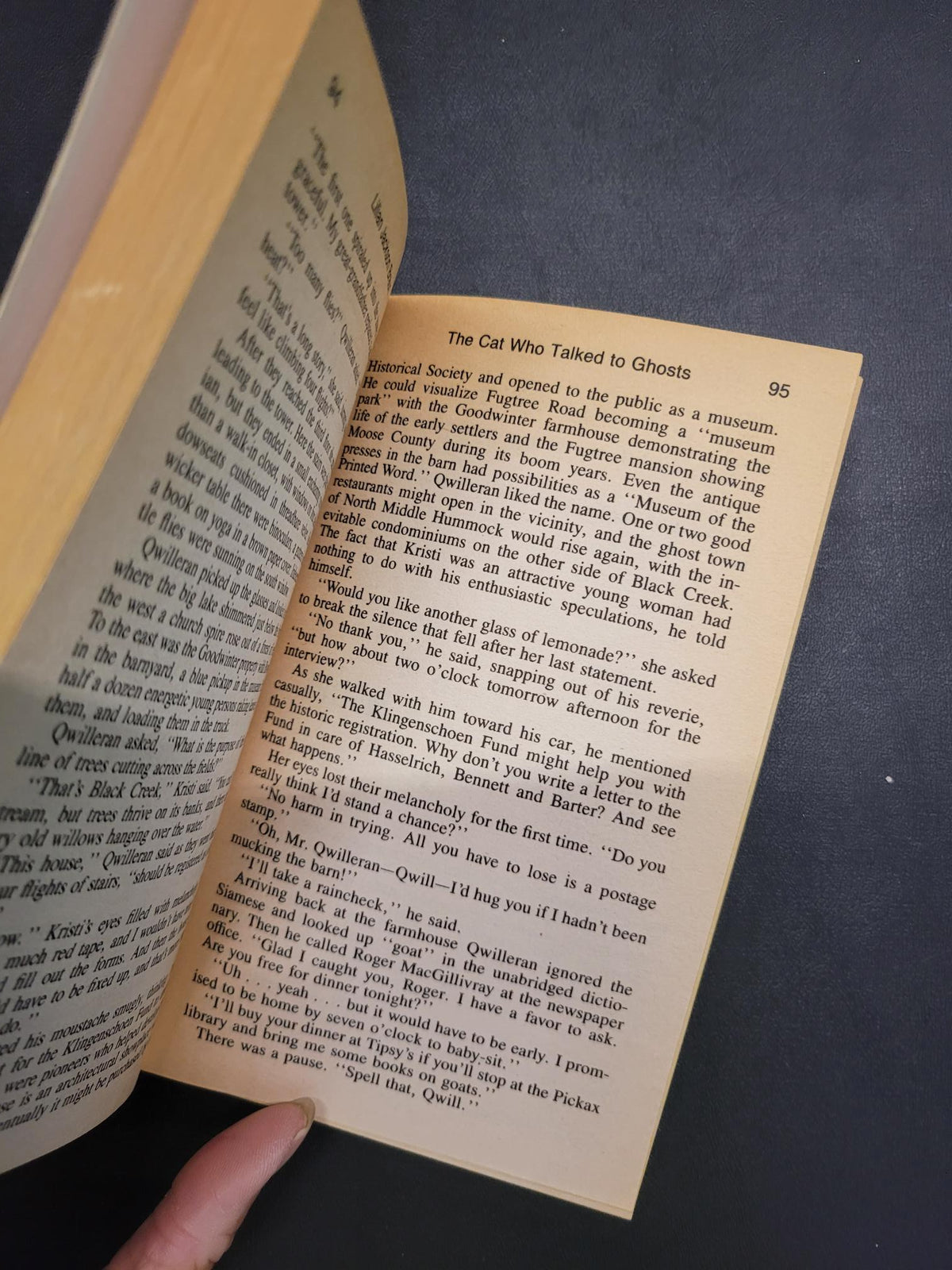 The Cat Who Talked to Ghosts * Lilian Jackson Braun * The Cat Who... #10 x