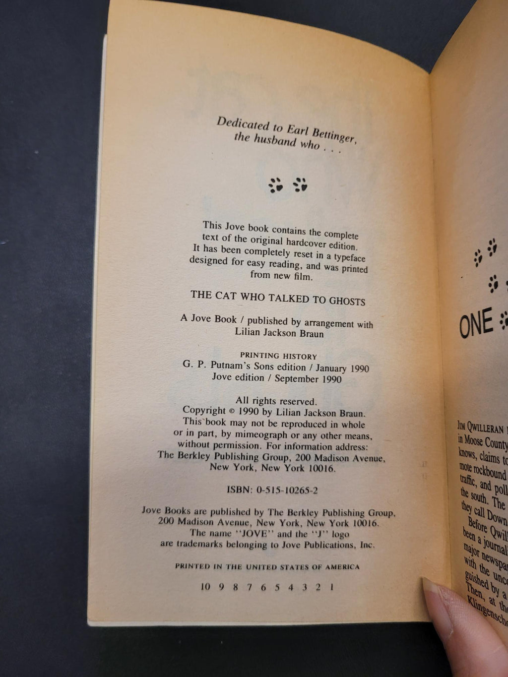 The Cat Who Talked to Ghosts * Lilian Jackson Braun * The Cat Who... #10 x