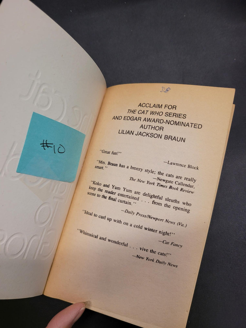 The Cat Who Talked to Ghosts * Lilian Jackson Braun * The Cat Who... #10 x
