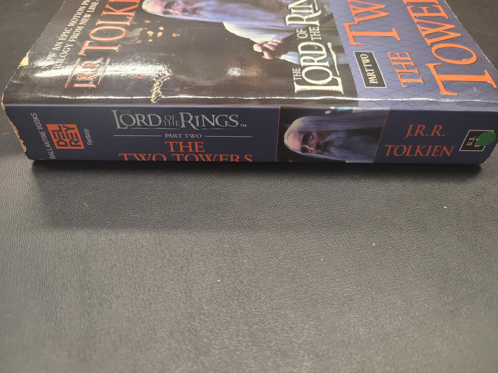 The Two Towers * J.R.R. Tolkien * Lord of the Rings #2 / Middle Earth #3