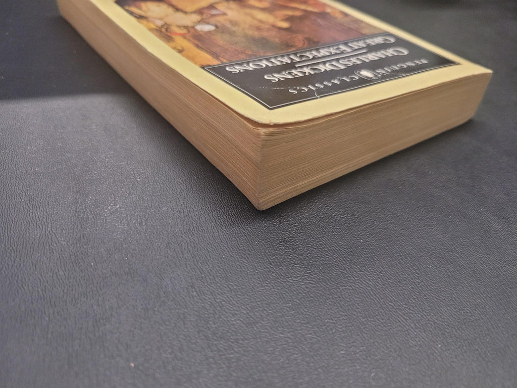 Great Expectations * Charles Dickens