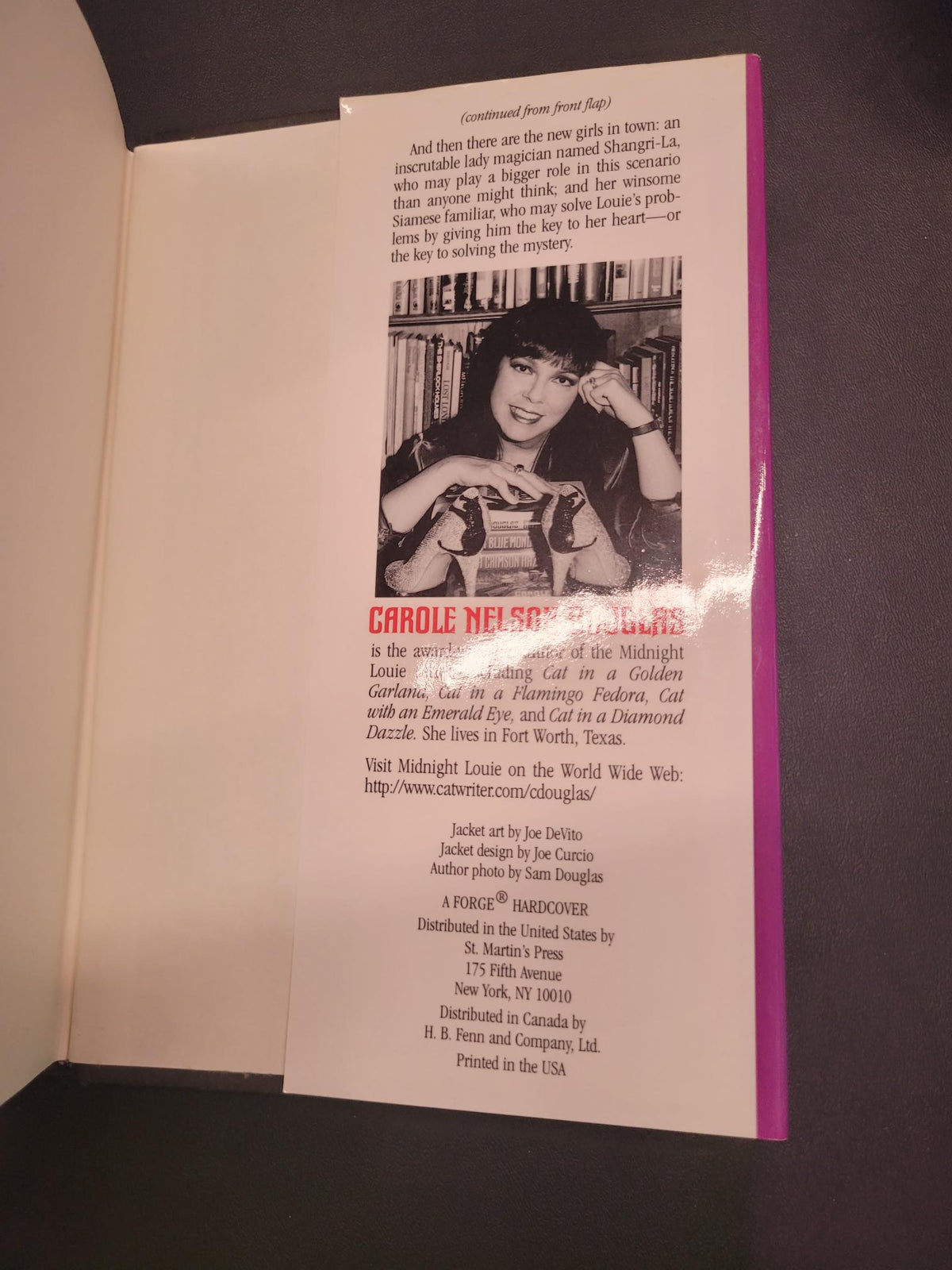 Cat on a Hyacinth Hunt * Carole Nelson Douglas * Midnight Louie #9