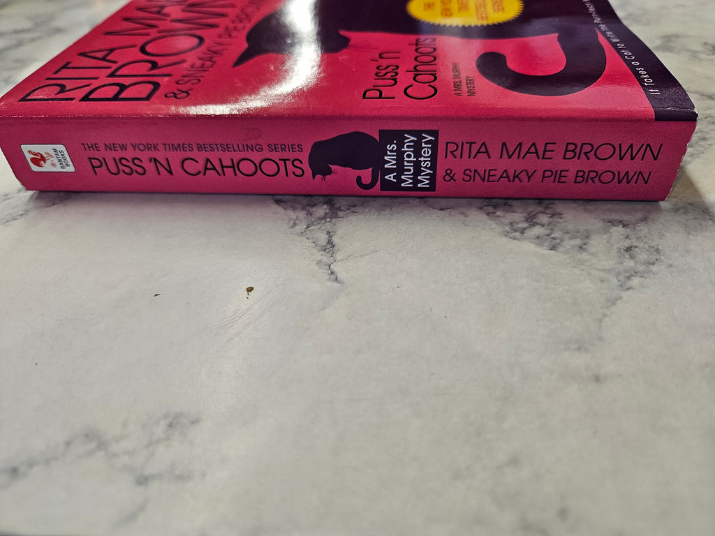 Puss 'N Cahoots * Rita Mae Brown * Mrs. Murphy #15