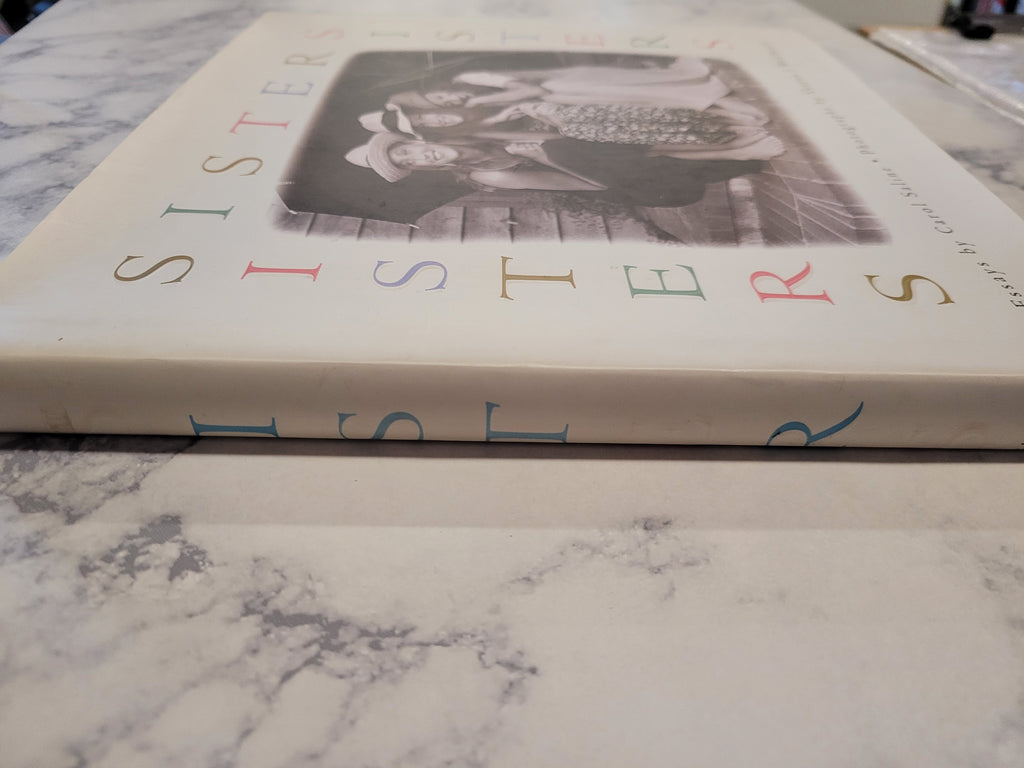 Sisters * Carol Saline (Author), Sharon J. Wohlmuth (Photographer)