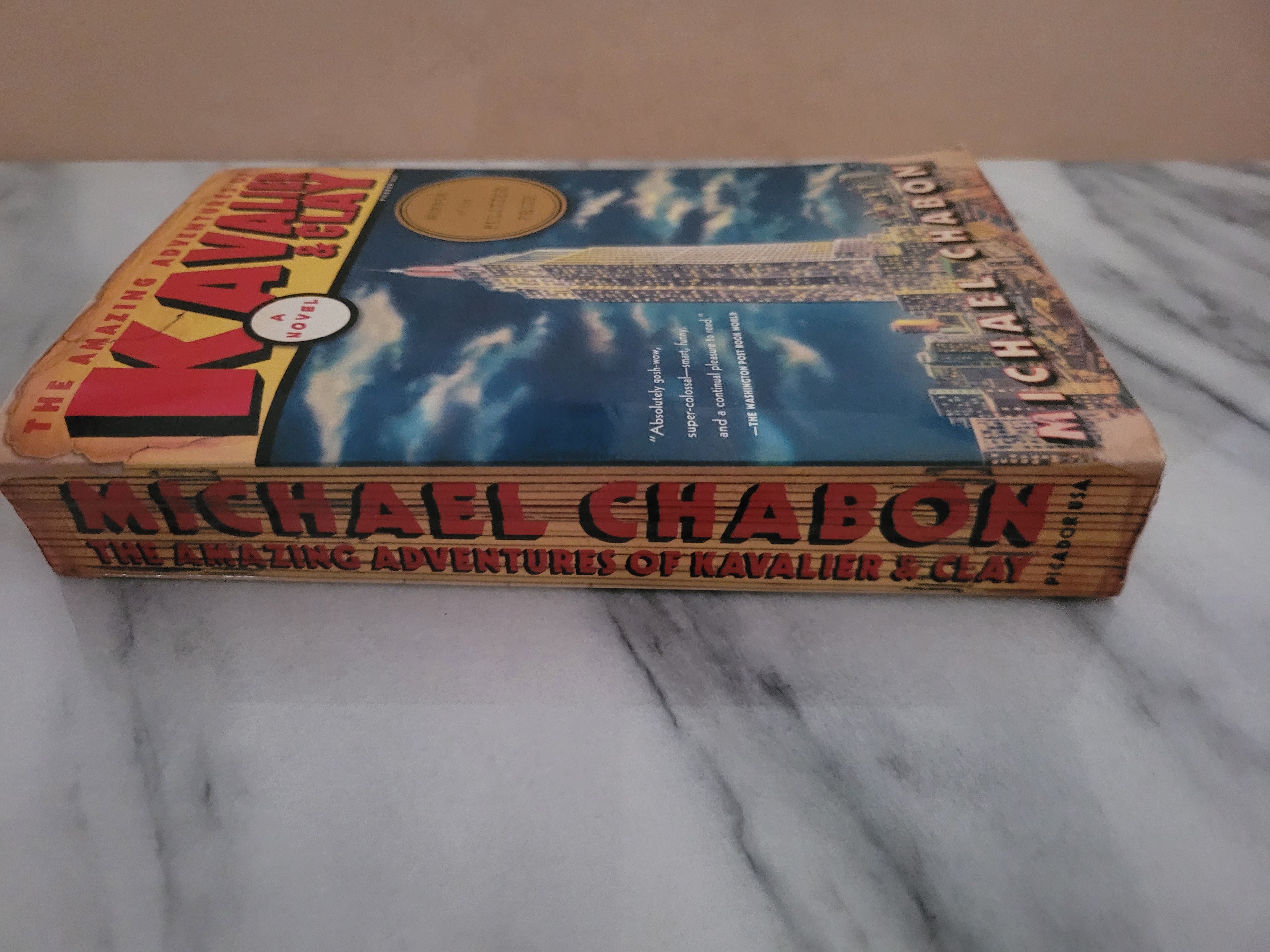 The Amazing Adventures of Kavalier & Clay * Michael Chabon