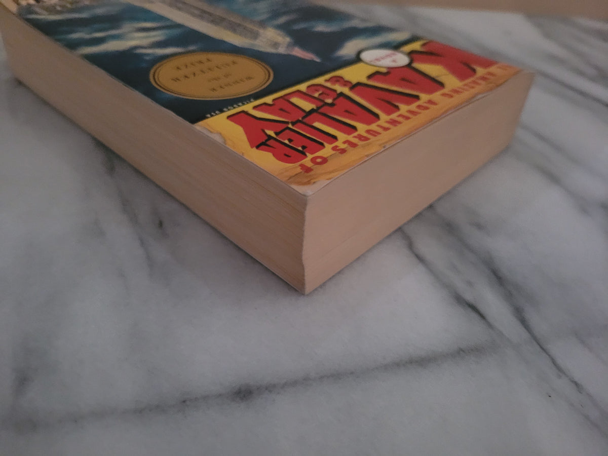 The Amazing Adventures of Kavalier & Clay * Michael Chabon