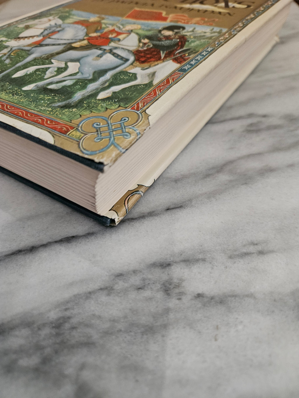 Shield of Three Lions * Pamela Kaufman * Alix of Wanthwaite #1